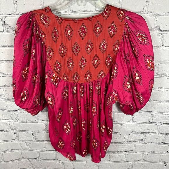 Anthropologie Women’s Top Puffed Sleeve Ikat Floral Henley Relaxed Pink & Red XS - Picture 2 of 9